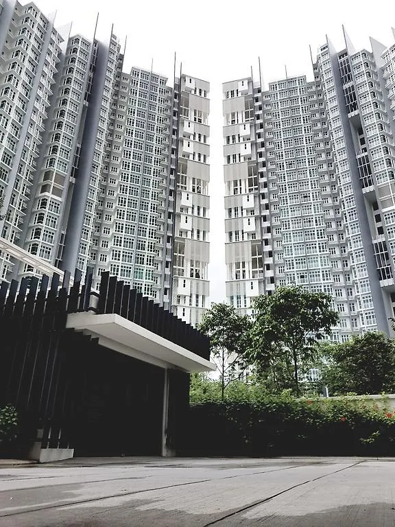 Holi 1Medini Themed Suites Nusajaya
